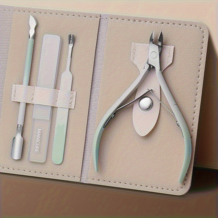 Manicure set Men Personal Care - огляд і ціна Nail Care Kit Mens